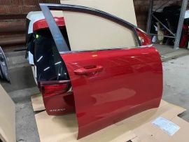 Дверь Kia Sportage QL 2018-2022 Перед. Прав.