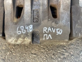 Суппорт тормозной Toyota RAV4 50 XA50 2018-2023 Перед. 