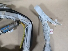 Шторка безопасности Toyota RAV4 40 XA40 2012-2019  Прав.