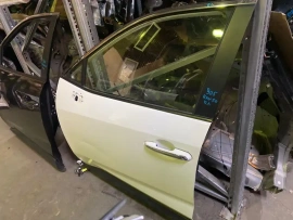 Дверь Toyota RAV4 50 XA50 2018-2023 Перед. Лев.