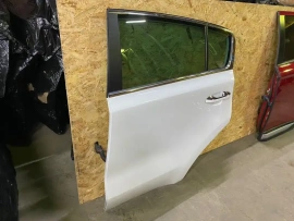 Дверь Kia Sportage QL 2018-2022 Задн. Лев.