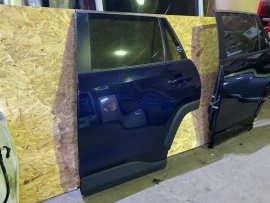 Дверь Toyota RAV4 50 XA50 2018-2023 Задн. Лев.