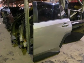 Дверь Toyota RAV4 50 XA50 2018-2023 Задн. Лев.