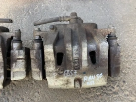 Суппорт тормозной Toyota RAV4 50 XA50 2018-2023 Перед. 