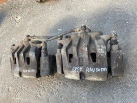 Суппорт тормозной Toyota RAV4 50 XA50 2018-2023 Перед. 